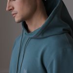 Pulover s kapuco Adam